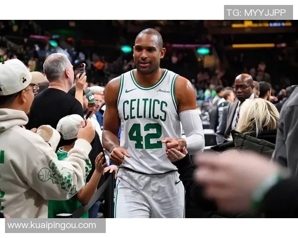 恩比德公开批凯尔特人,霍福德妹妹嘲讽:在场外的你,怎么敢说恨! 恩比德公开批凯尔特人,霍福德妹妹嘲讽:在场外的你,怎么敢说恨!